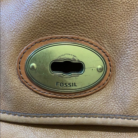 HUGE Fossil Satchel - Picture 6 of 6
